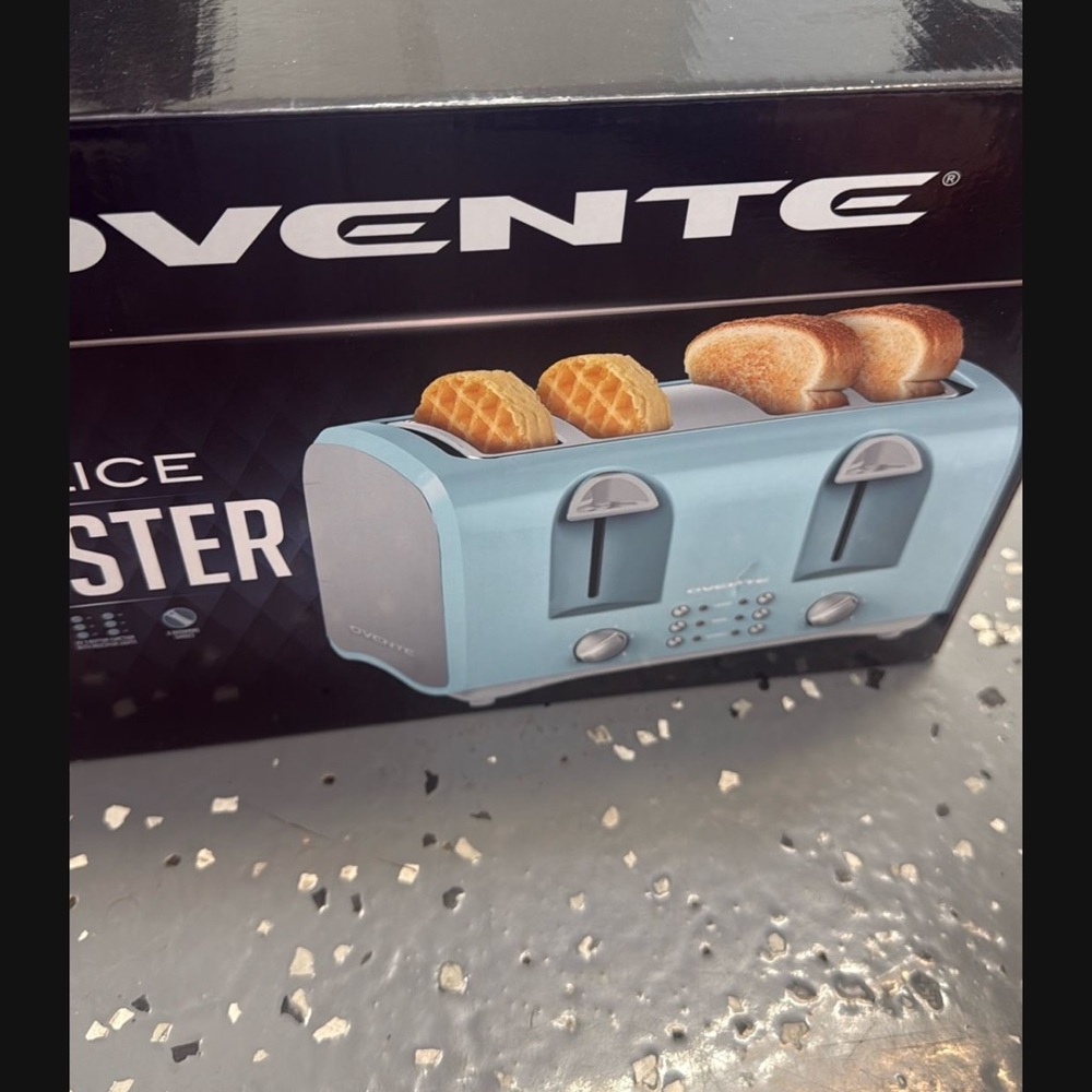 Blue 2-Slice Toaster